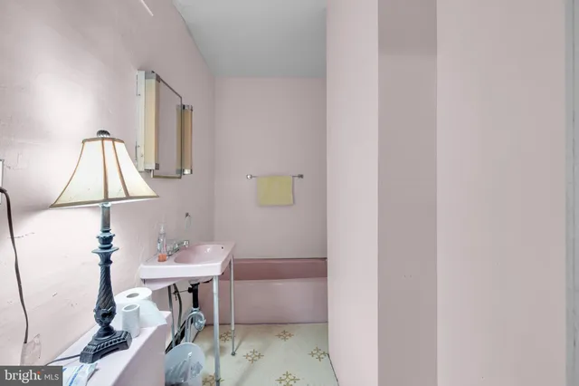 $525,000 | 1008 West Penn Pike, Tamaqua, PA 18252