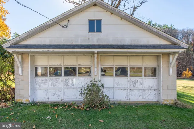 $525,000 | 1008 West Penn Pike, Tamaqua, PA 18252