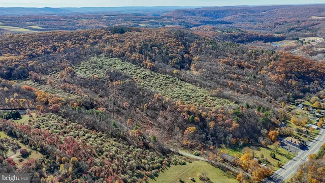 $525,000 | 1008 West Penn Pike, Tamaqua, PA 18252