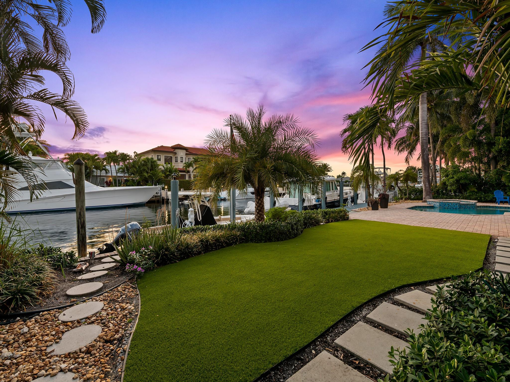 2817 Northeast 26th Avenue Lighthouse Point, FL 33064 - Photo 13 of 51 Photo 13