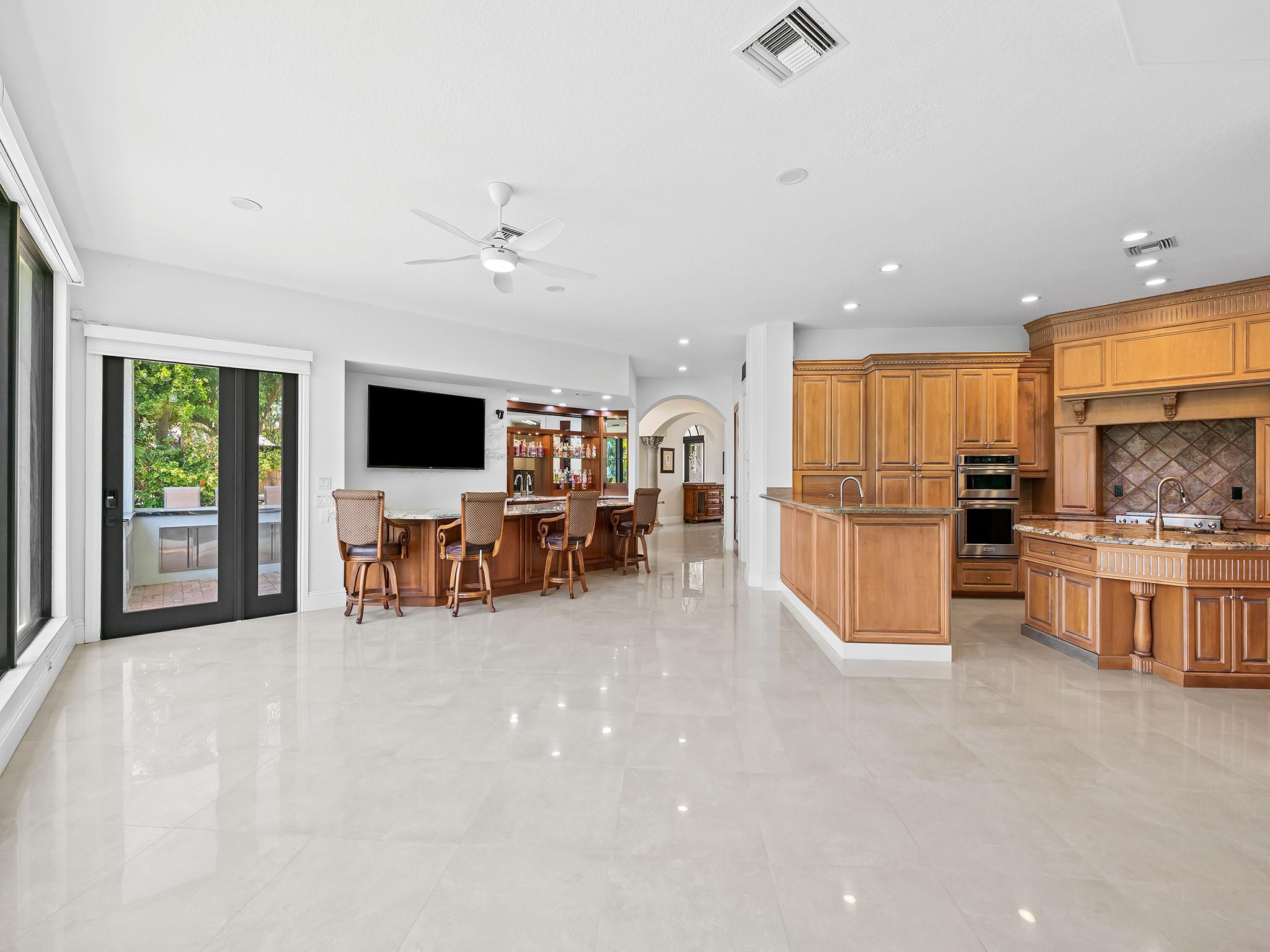 2817 Northeast 26th Avenue Lighthouse Point, FL 33064 - Photo 26 of 51 Photo 26