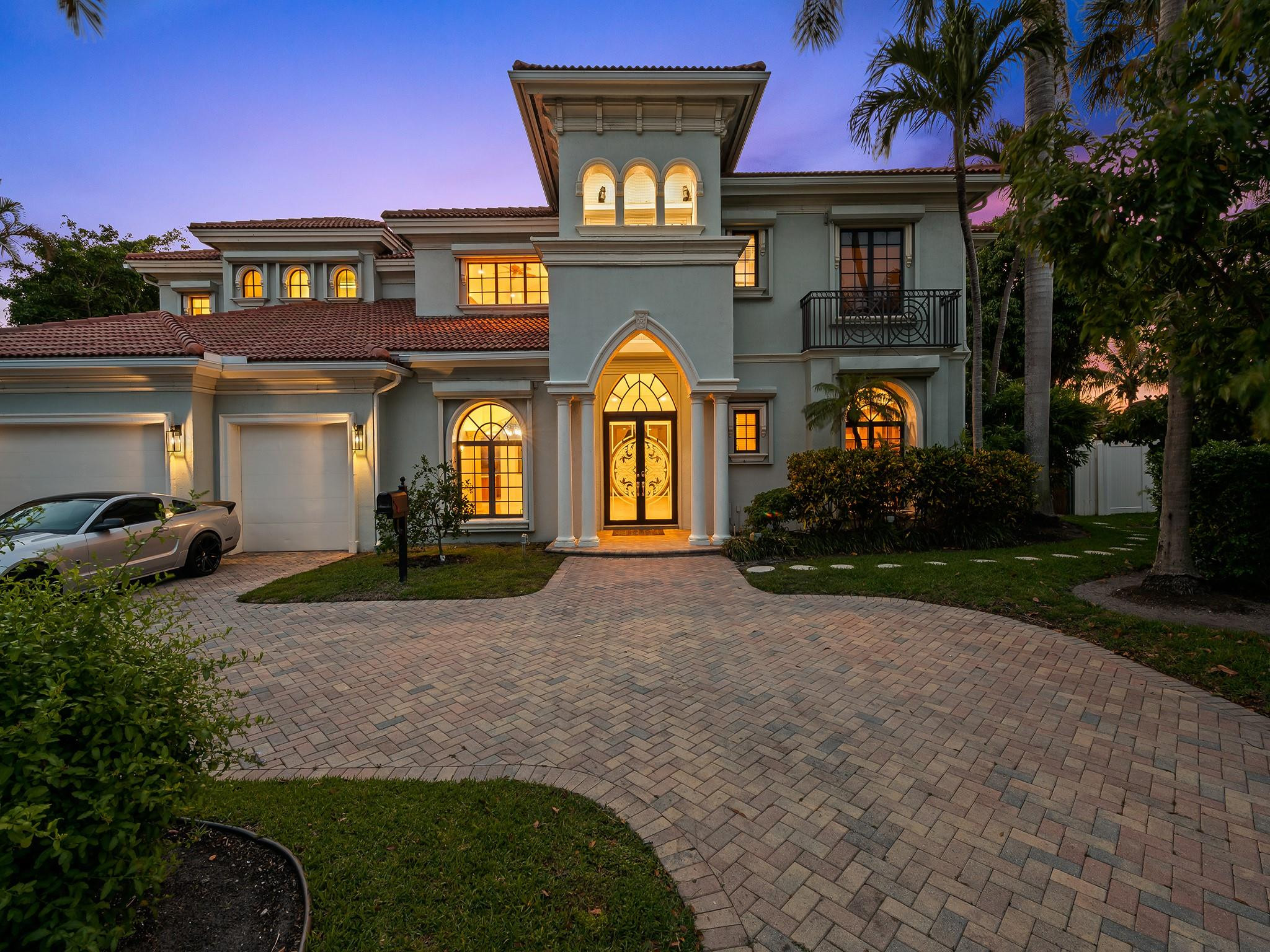 2817 Northeast 26th Avenue Lighthouse Point, FL 33064 - Photo 4 of 51 Photo 4