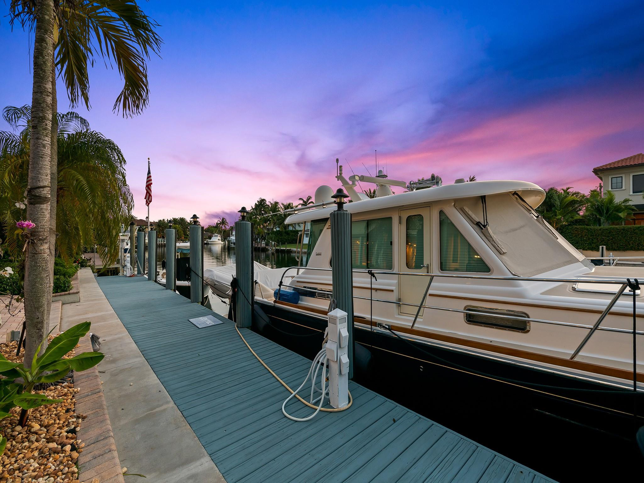 2817 Northeast 26th Avenue Lighthouse Point, FL 33064 - Photo 10 of 51 Photo 10