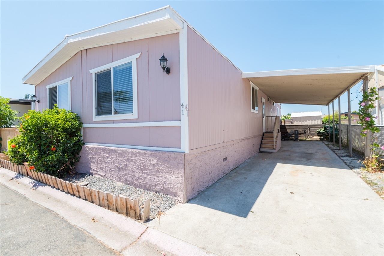 4616 North River Road, Unit 41 Oceanside, CA 92057 - Photo 3 of 19 Gallery Image 3