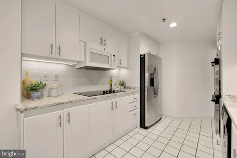 $1,549,000 | 5600 Wisconsin Avenue, Unit 1502, Chevy Chase, MD 20815