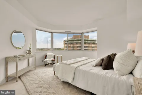 $1,549,000 | 5600 Wisconsin Avenue, Unit 1502, Chevy Chase, MD 20815