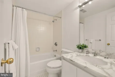 $1,549,000 | 5600 Wisconsin Avenue, Unit 1502, Chevy Chase, MD 20815