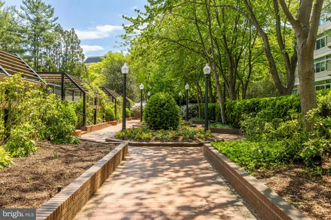 $1,549,000 | 5600 Wisconsin Avenue, Unit 1502, Chevy Chase, MD 20815