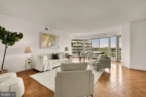 $1,549,000 | 5600 Wisconsin Avenue, Unit 1502, Chevy Chase, MD 20815