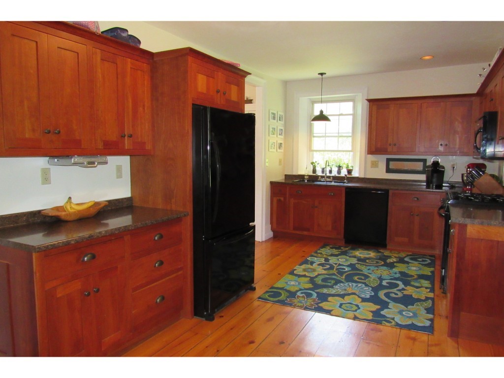 24 Roaring Brook Road Bradford, VT 05033 - Photo 5 of 17 Gallery Image 5