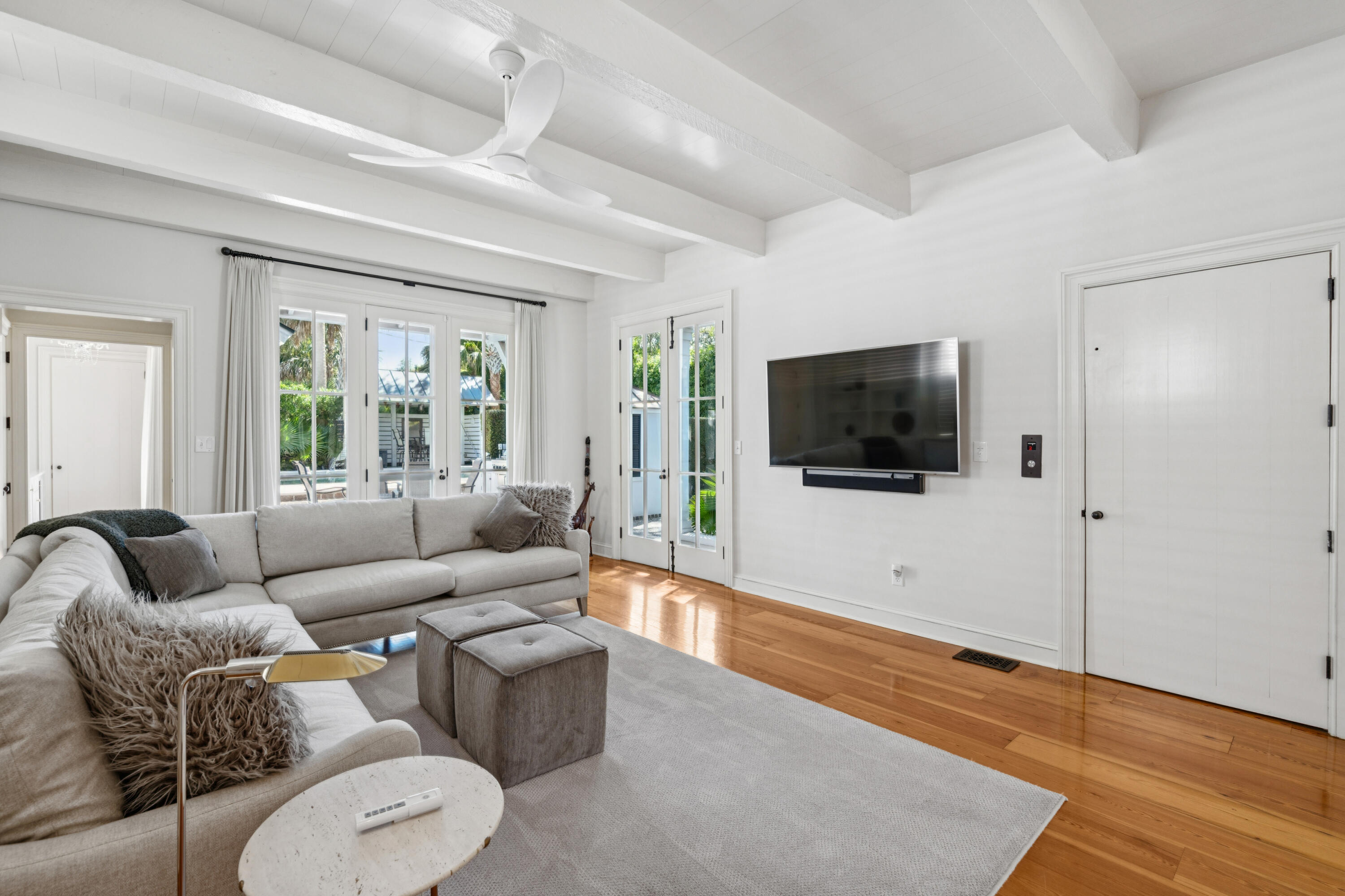 49 South Battery Charleston, SC 29401 - Photo 23 of 91 24