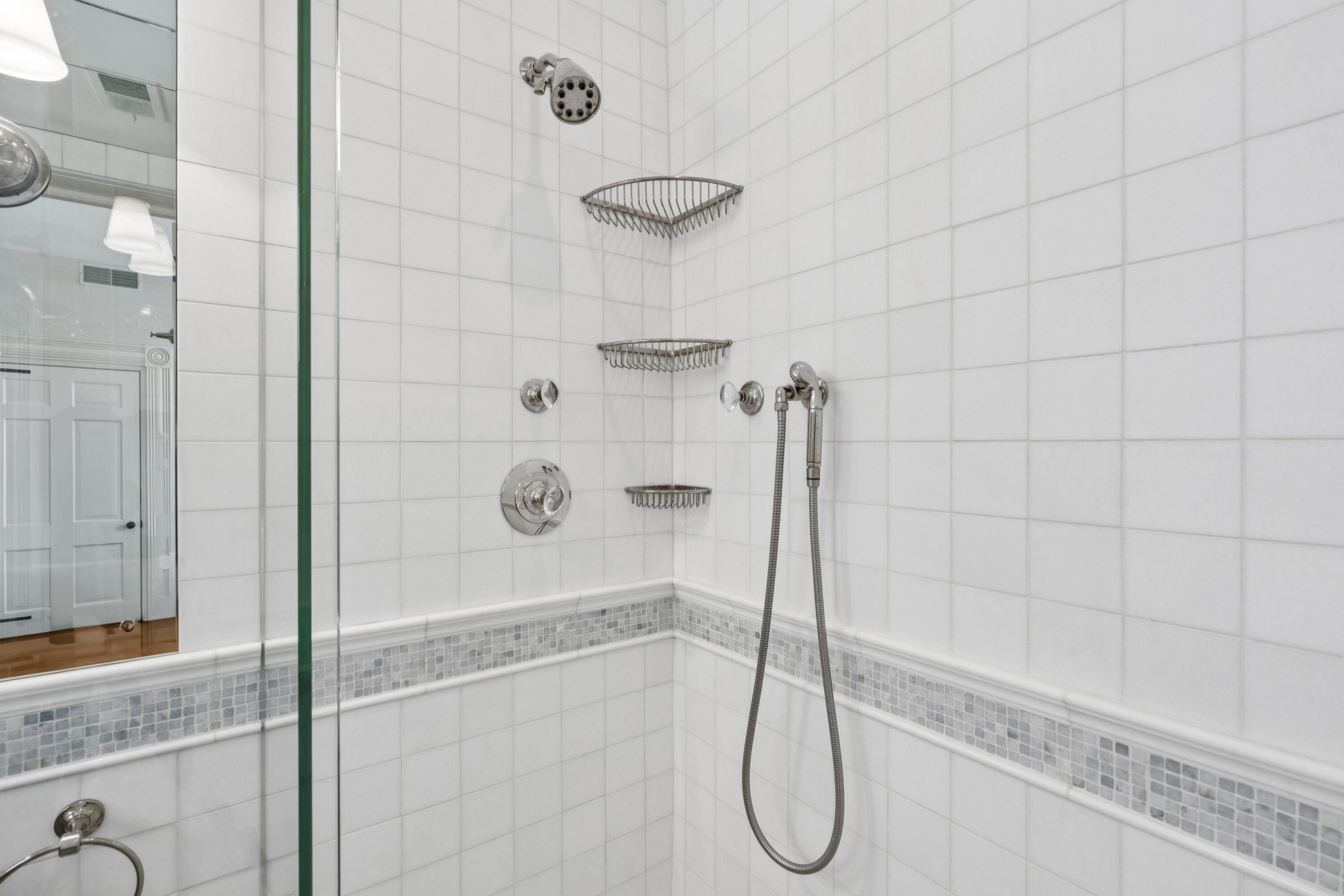 49 South Battery Charleston, SC 29401 - Photo 54 of 91 54