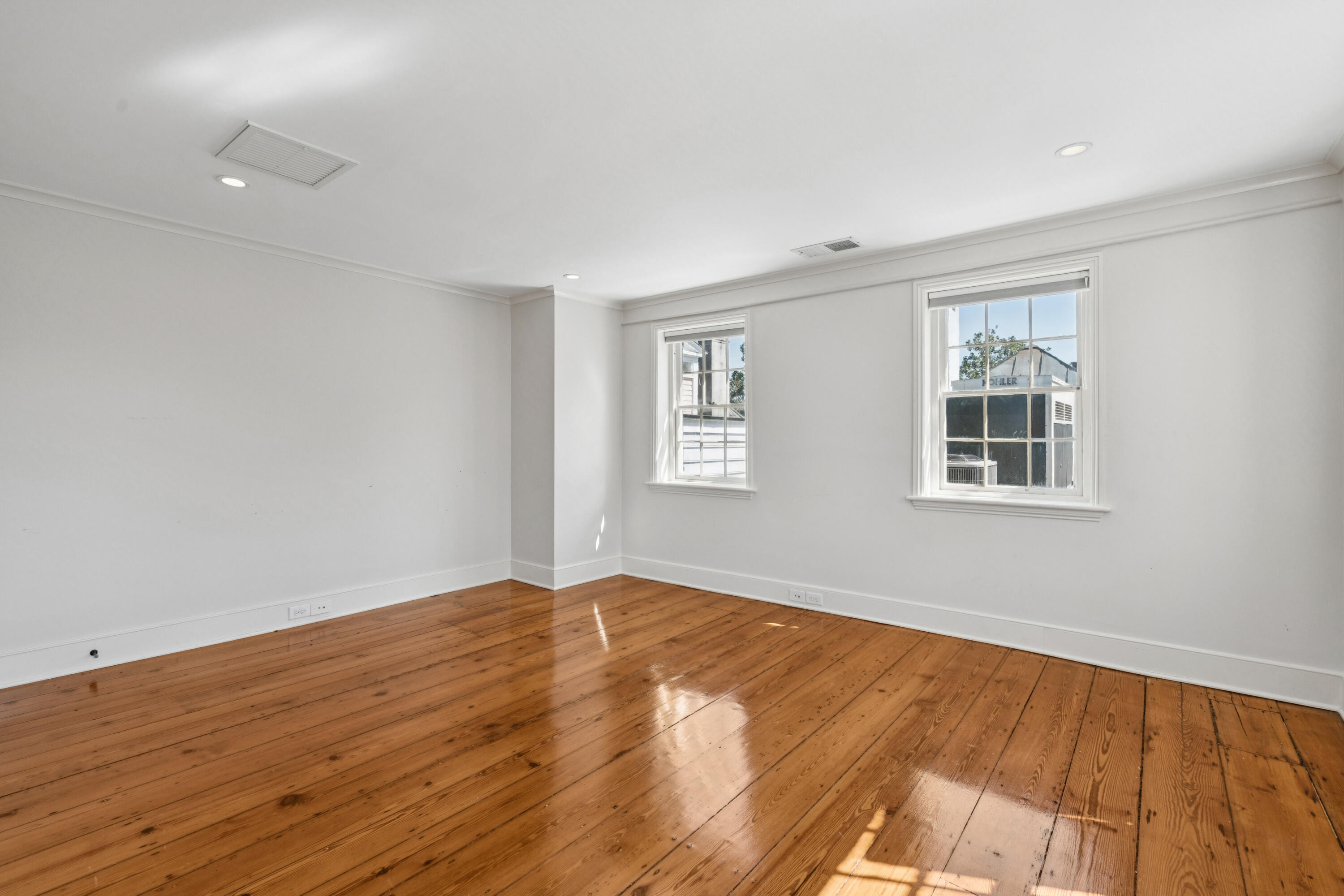 49 South Battery Charleston, SC 29401 - Photo 62 of 91 62