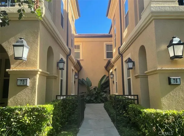 $3,800 | 72 Mayfair, Irvine, CA 92620