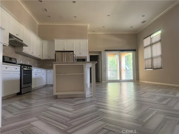 $3,800 | 72 Mayfair, Irvine, CA 92620