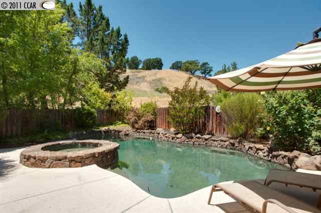 2908 Sombrero Circle San Ramon, CA 94583 - Photo 13 of 15 Gallery Image 13