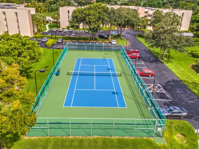 $2,350 | 5701 Camino Del Sol, Unit 204, Boca Raton, FL 33433