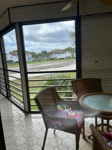 $2,350 | 5701 Camino Del Sol, Unit 204, Boca Raton, FL 33433