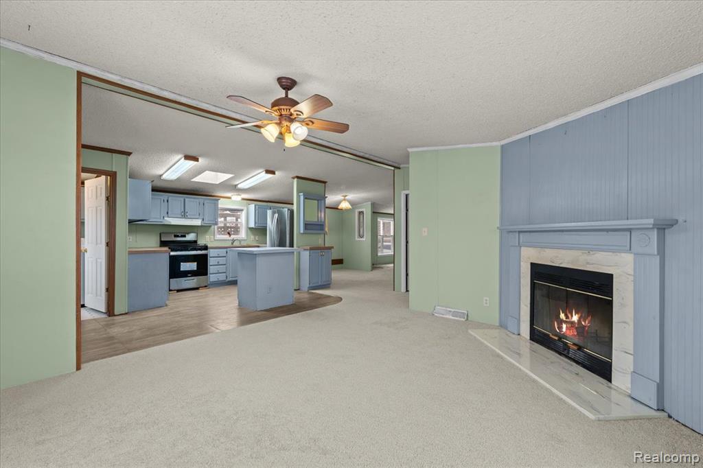 103 Chinkapin Rill Fenton, MI 48430 - Photo 4 of 29 Gallery Image 4