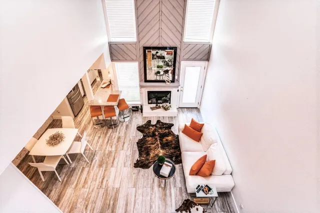wooden floor in a gallery with wooden floor