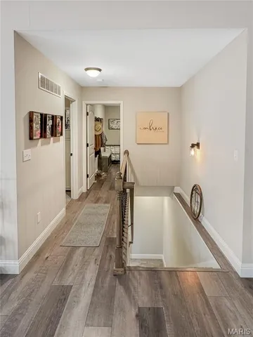 $750,000 | 336 Falcon View Drive, Washington, MO 63090