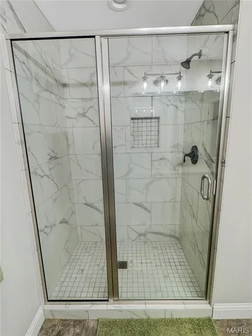 $750,000 | 336 Falcon View Drive, Washington, MO 63090