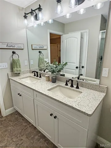 $750,000 | 336 Falcon View Drive, Washington, MO 63090