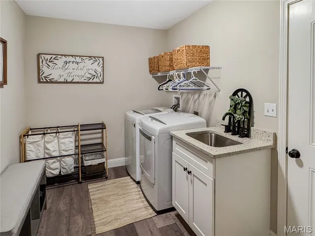 $750,000 | 336 Falcon View Drive, Washington, MO 63090