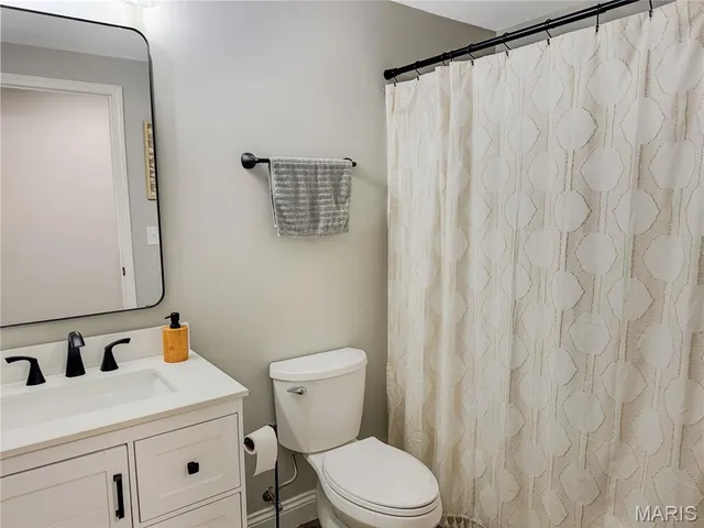 $750,000 | 336 Falcon View Drive, Washington, MO 63090