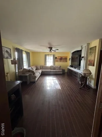 $369,000 | 9105 State Rd Ww, Dittmer, MO 63023