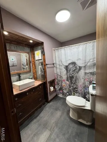 $369,000 | 9105 State Rd Ww, Dittmer, MO 63023