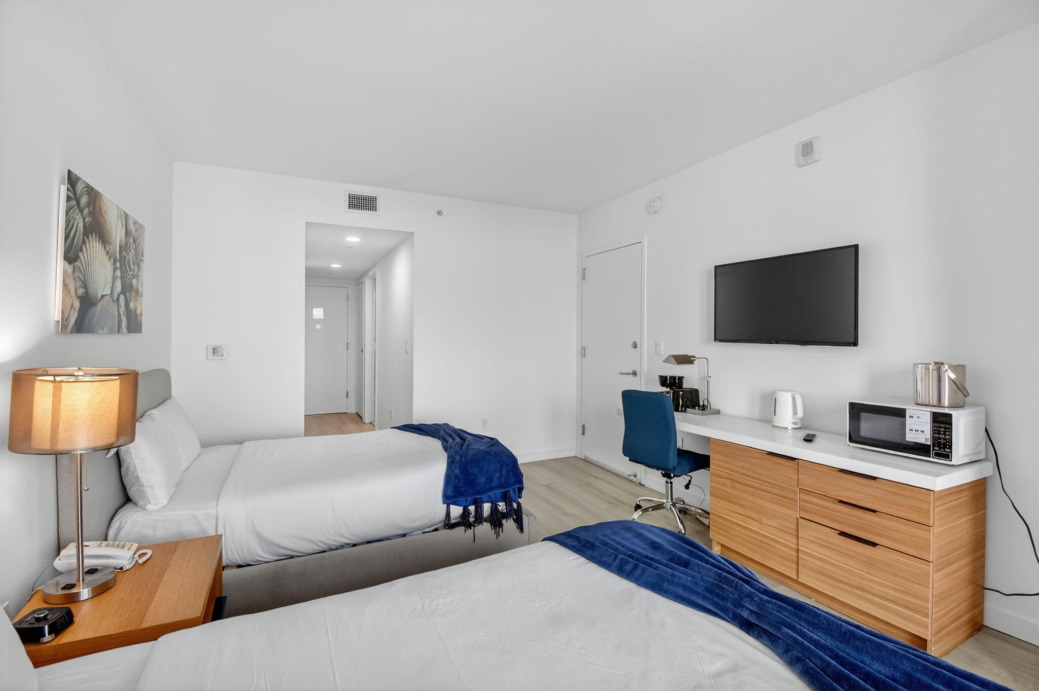 2602 East Hallandale Beach Boulevard, Unit R2210 Hallandale Beach, FL 33009 - Photo 29 of 107 34-web-or-mls-044_DSC_9408