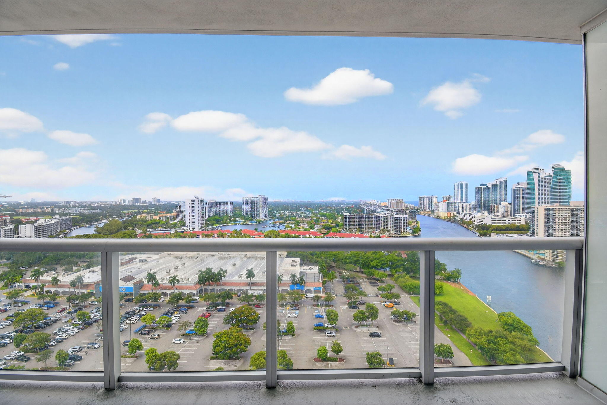 2602 East Hallandale Beach Boulevard, Unit R2210 Hallandale Beach, FL 33009 - Photo 37 of 107 44-web-or-mls-35-print-037_DSC_9361