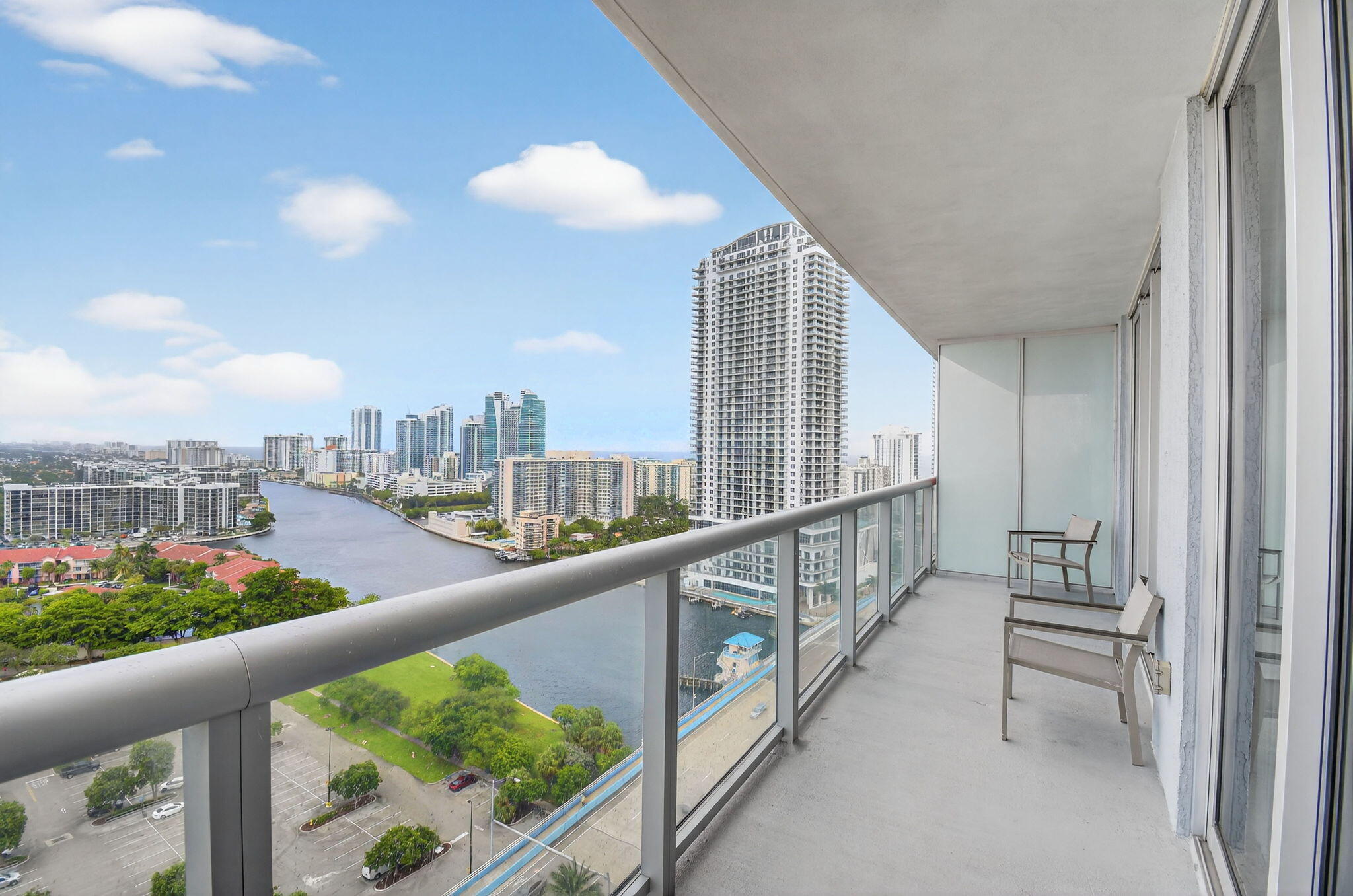 2602 East Hallandale Beach Boulevard, Unit R2210 Hallandale Beach, FL 33009 - Photo 40 of 107 47-web-or-mls-28-print-028_DSC_9308