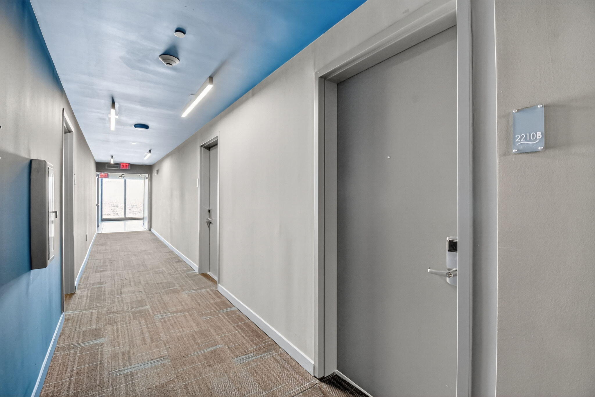 2602 East Hallandale Beach Boulevard, Unit R2210 Hallandale Beach, FL 33009 - Photo 5 of 107 6-web-or-mls-006_DSC_9143