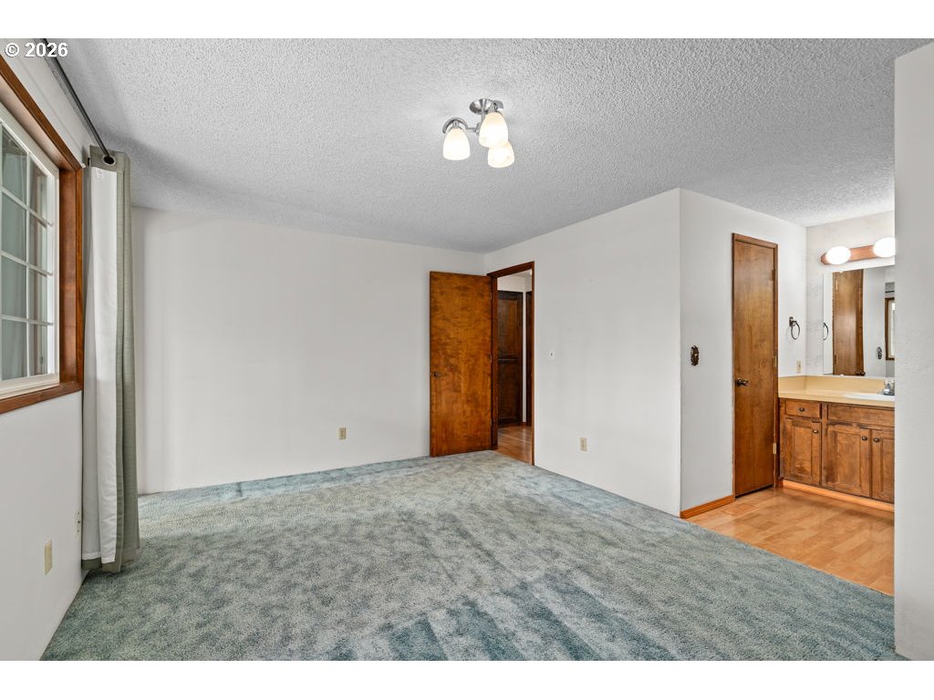 2276 B Street Hubbard, OR 97032 - Photo 11 of 19