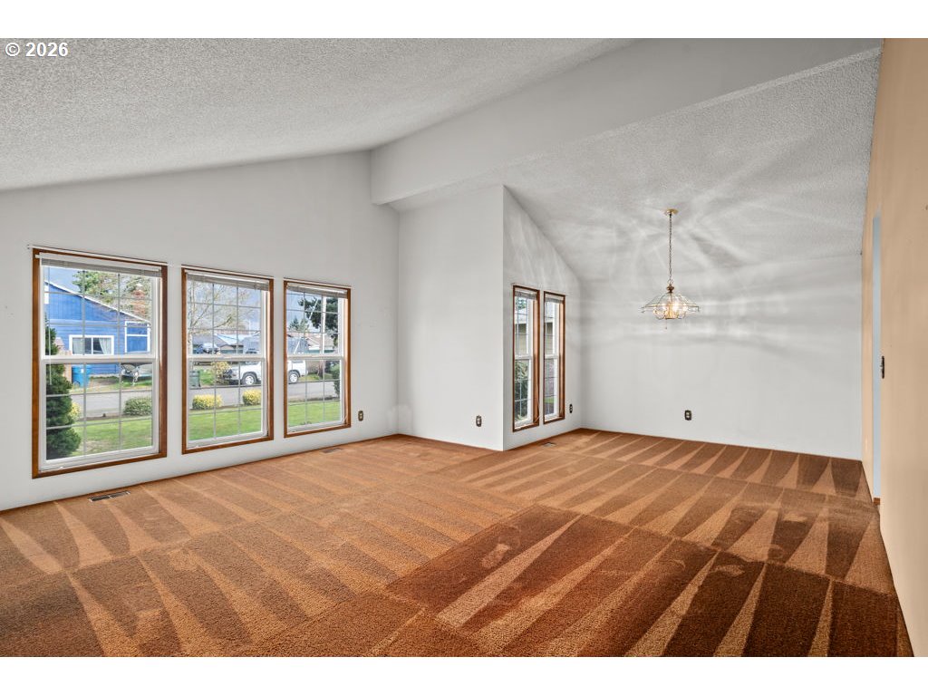 2276 B Street Hubbard, OR 97032 - Photo 3 of 19