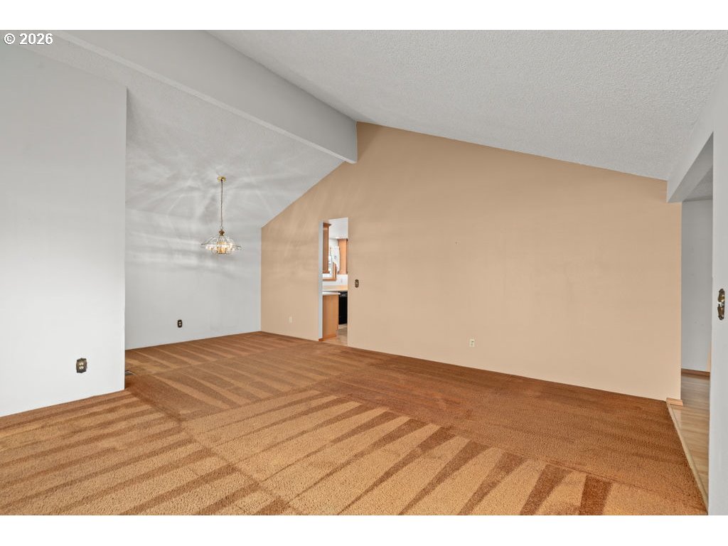 2276 B Street Hubbard, OR 97032 - Photo 5 of 19