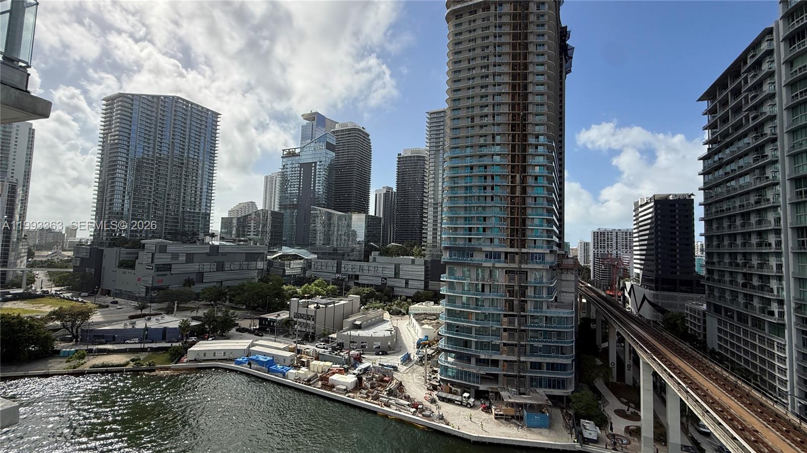 92 Southwest 3rd Street, Unit 1505 Miami, FL 33130 - Photo 11 of 39