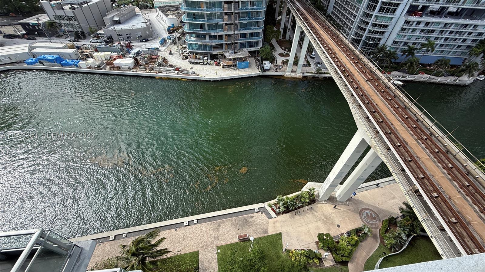 92 Southwest 3rd Street, Unit 1505 Miami, FL 33130 - Photo 12 of 39