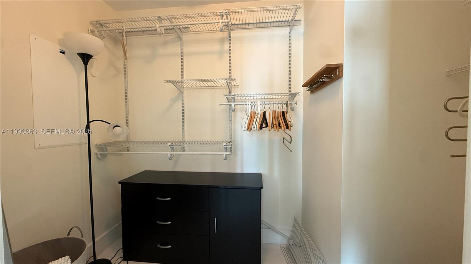 92 Southwest 3rd Street, Unit 1505 Miami, FL 33130 - Photo 17 of 39