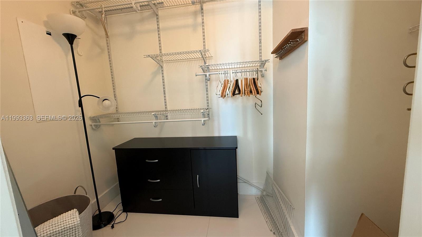 92 Southwest 3rd Street, Unit 1505 Miami, FL 33130 - Photo 19 of 39