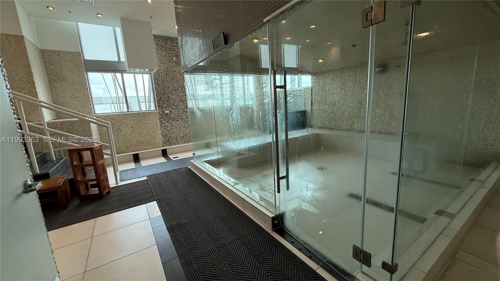 92 Southwest 3rd Street, Unit 1505 Miami, FL 33130 - Photo 24 of 39