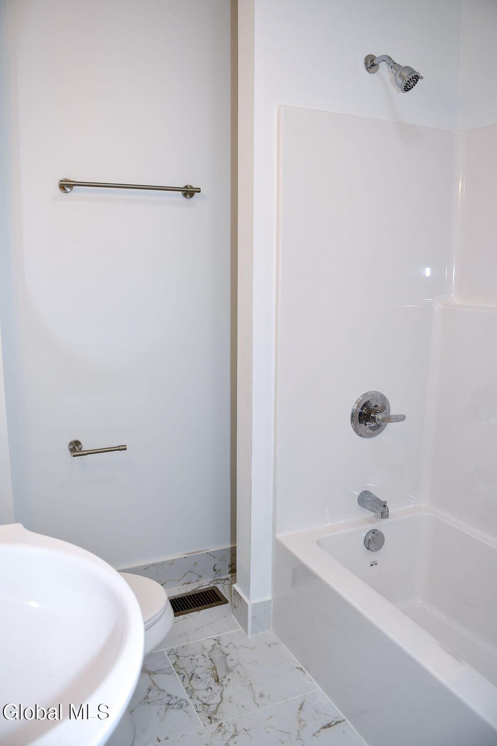 2024 8th Street Rensselaer, NY 12144 - Photo 19 of 29 DSC_2180