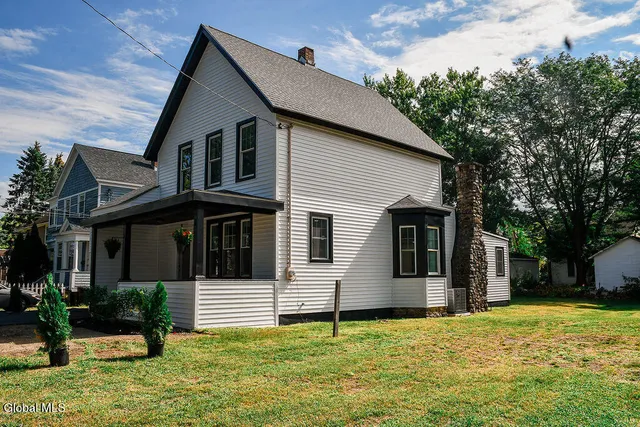 $329,900 | 2024 8th Street, Rensselaer, NY 12144