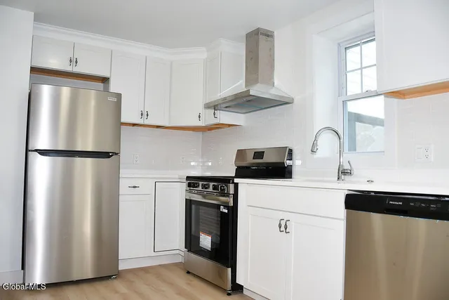 $329,900 | 2024 8th Street, Rensselaer, NY 12144