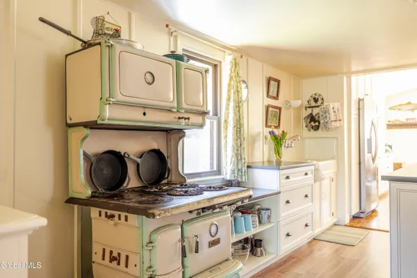 $775,000 | 78 Concourse, Kinderhook, NY 12130