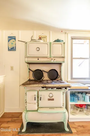 $775,000 | 78 Concourse, Kinderhook, NY 12130