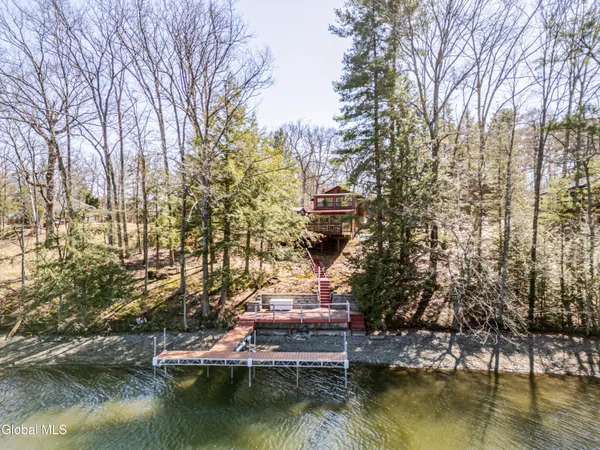 $775,000 | 78 Concourse, Kinderhook, NY 12130