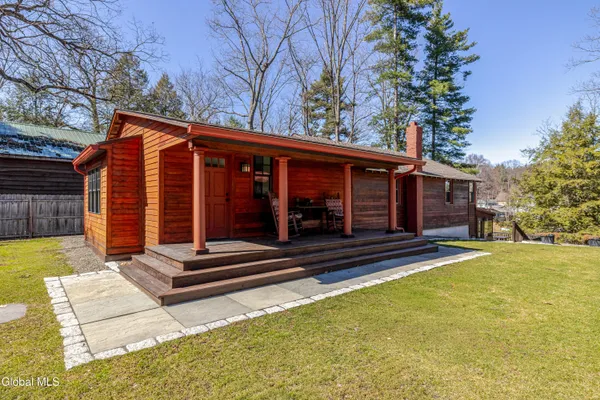 $775,000 | 78 Concourse, Kinderhook, NY 12130